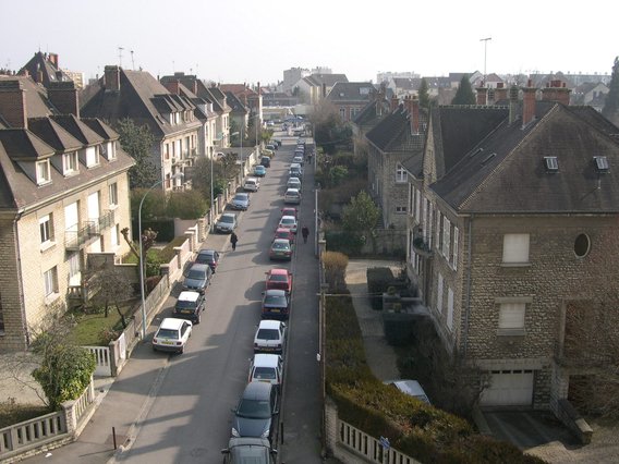  petits immeubles en pierre